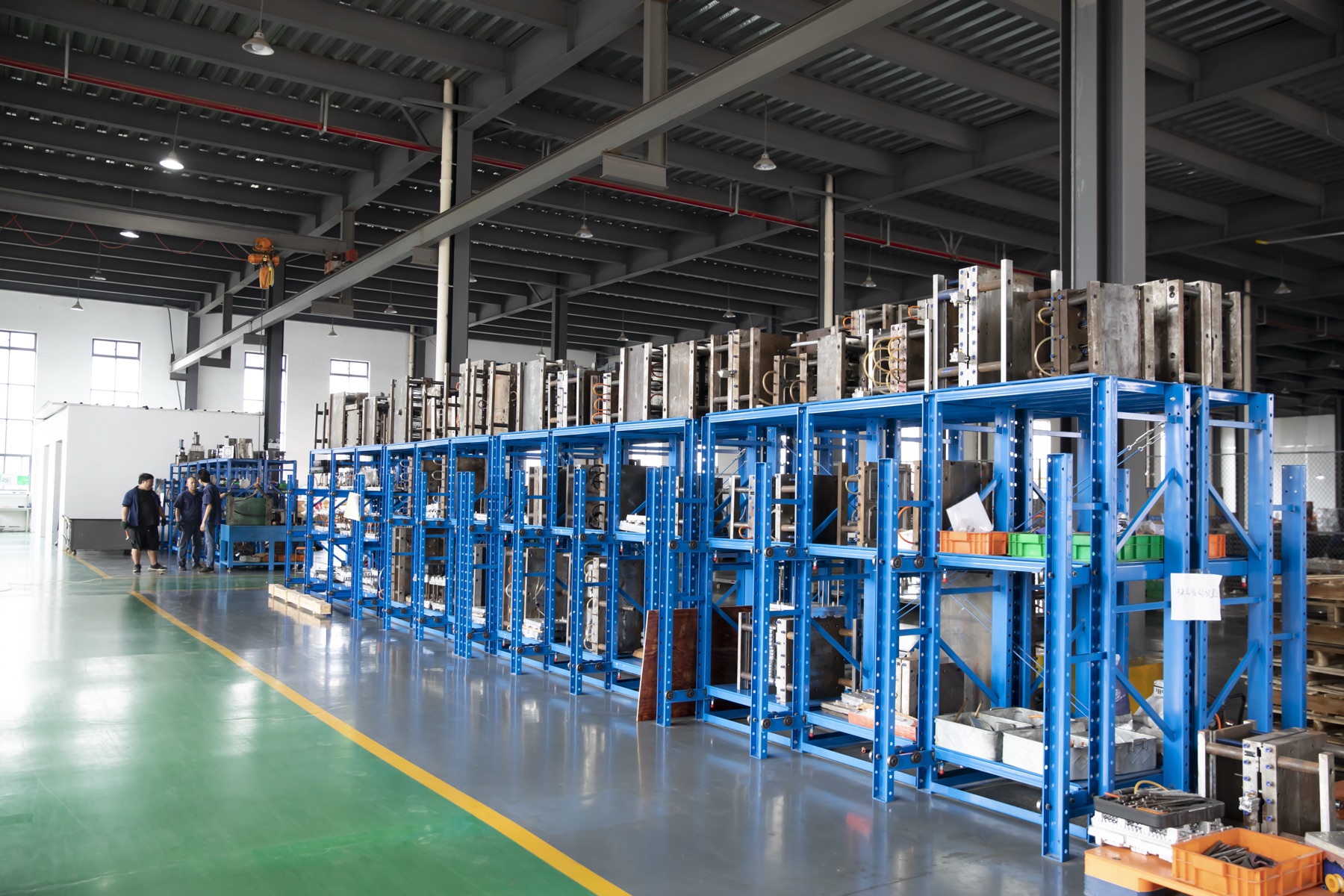 Precision machining floor